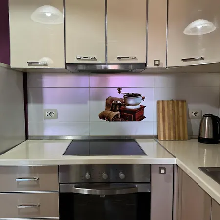 Apartment Bejart 8