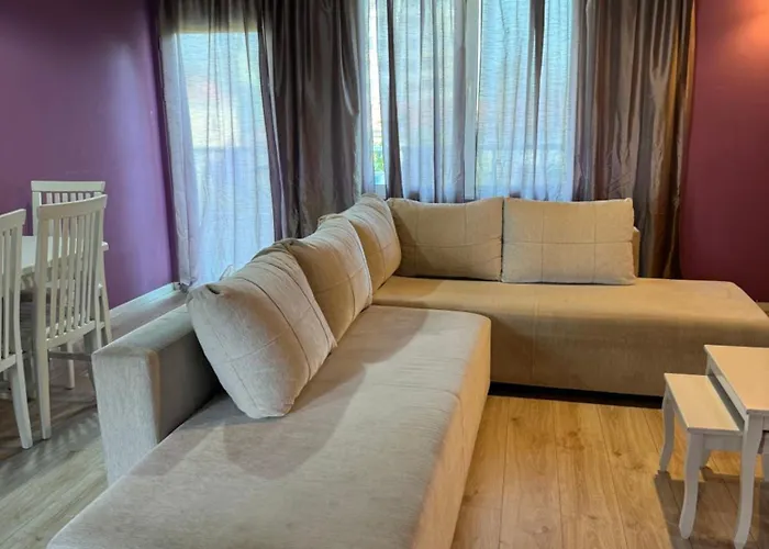 アパート Bejart 8 *