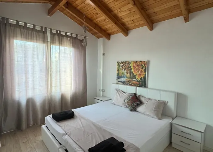 Bejart 8 Apartment *