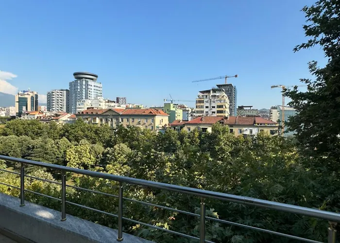 Bejart 8 Apartment *