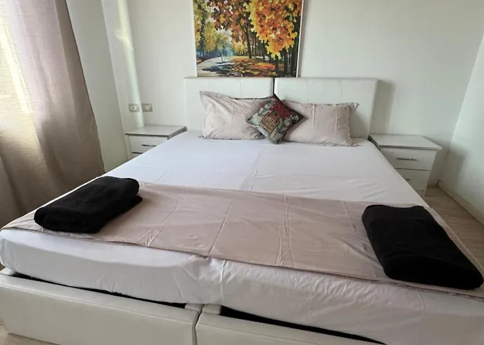 Apartment Bejart 8 *